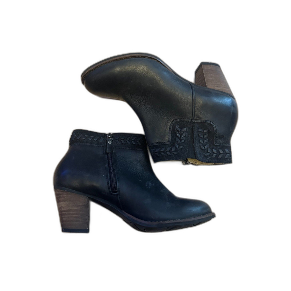 Olukai Kamahoi Boots Leather Ankle Boots Black Side Zip Women's Size 8 US